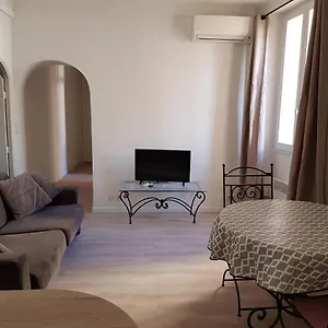 https://residence-chryseis.fr-provencehotel.com